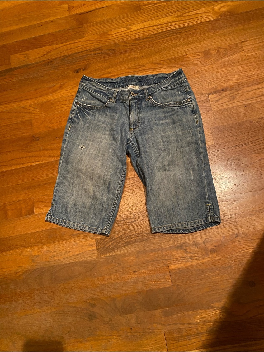 Vintage women’s Banana Republic jorts. Size 6